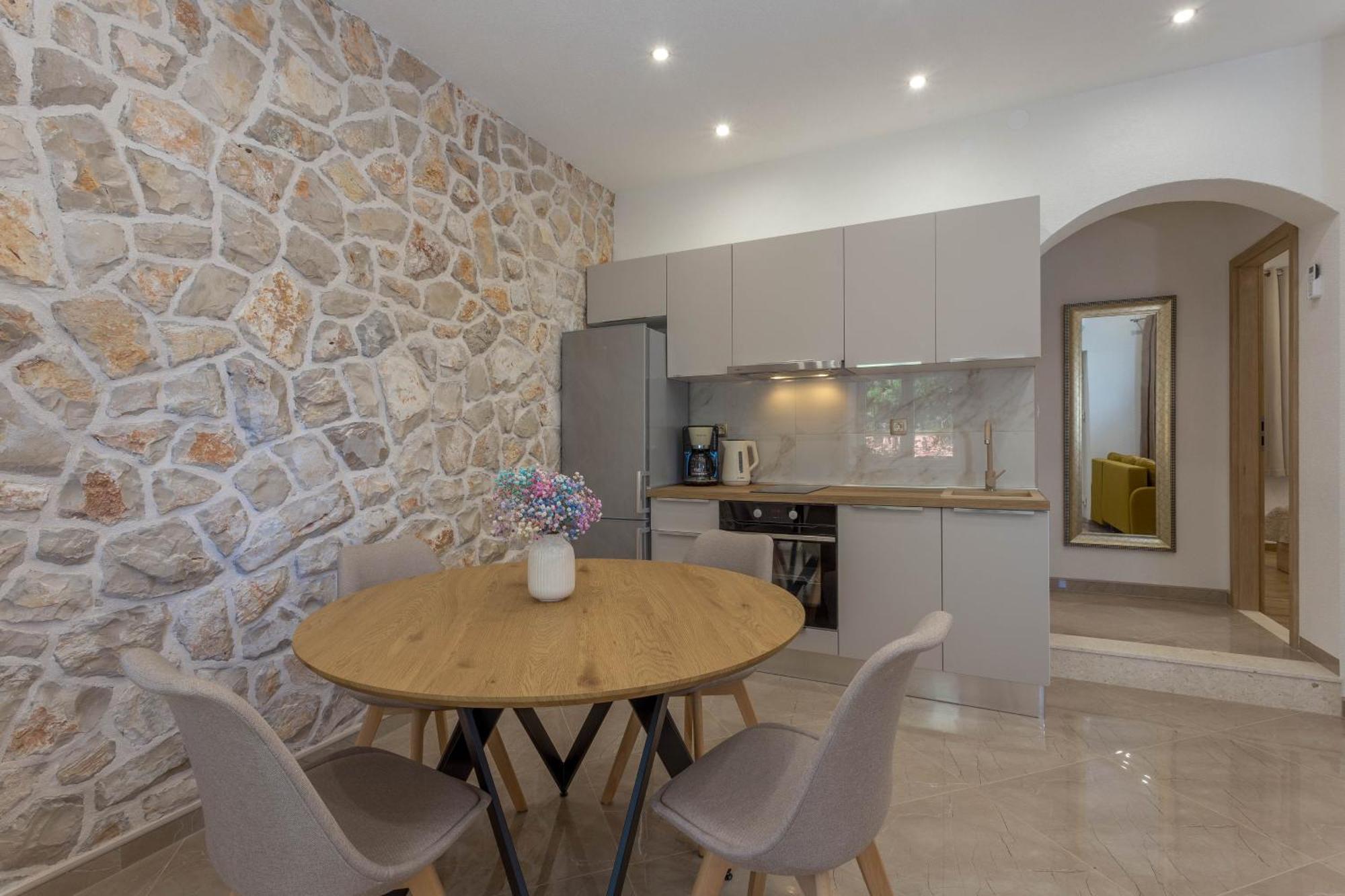 Apartment Zastupac 8761A Hvar Town Exterior foto